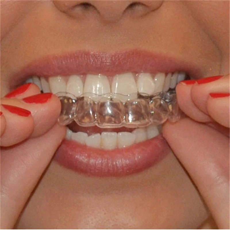 مكافحة الشخير صريف الأسنان الن - مراجعة Teeth Whitening Retainer وسعره